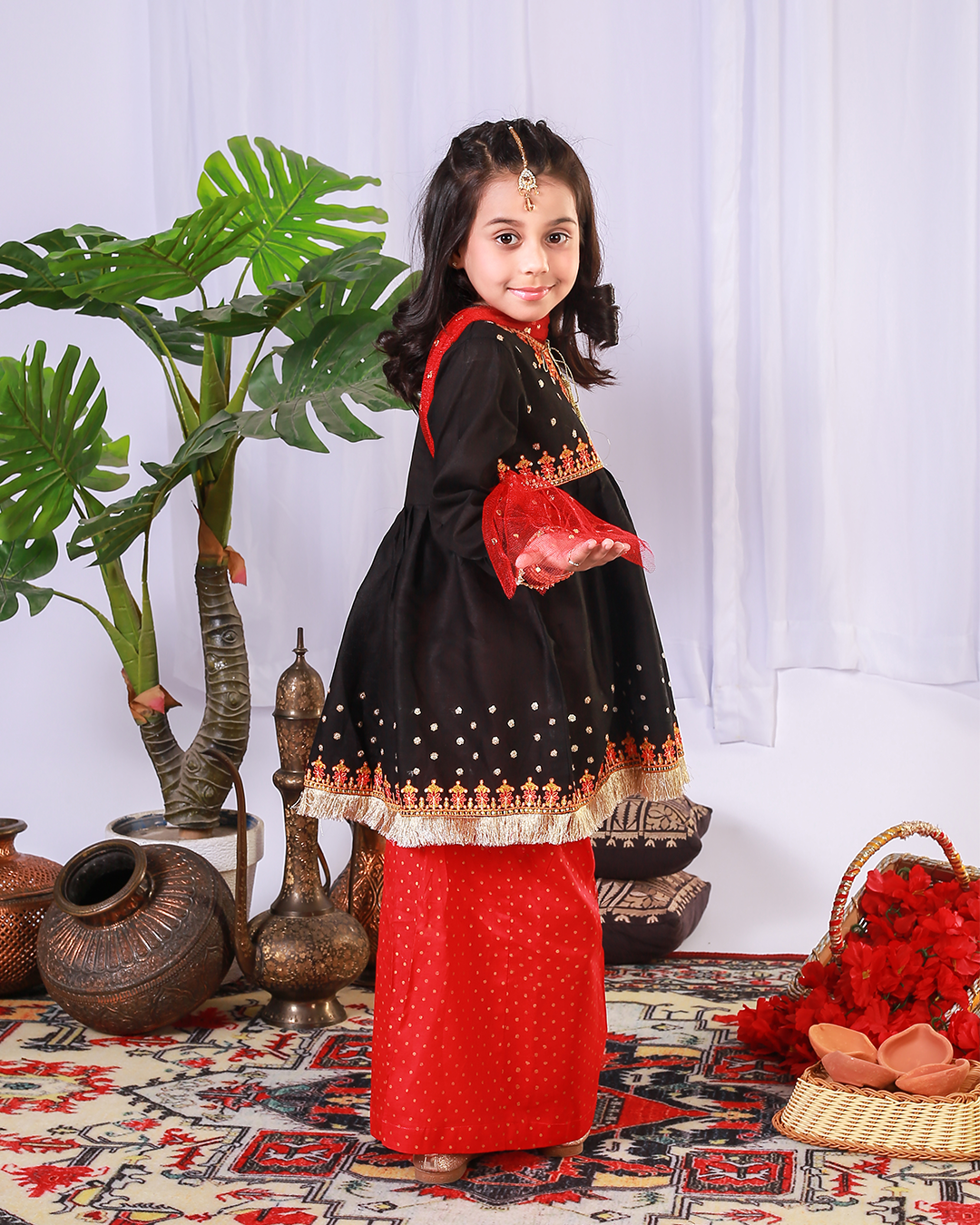 BLACK SEQUINS PEPLUM CULLOTE SET
