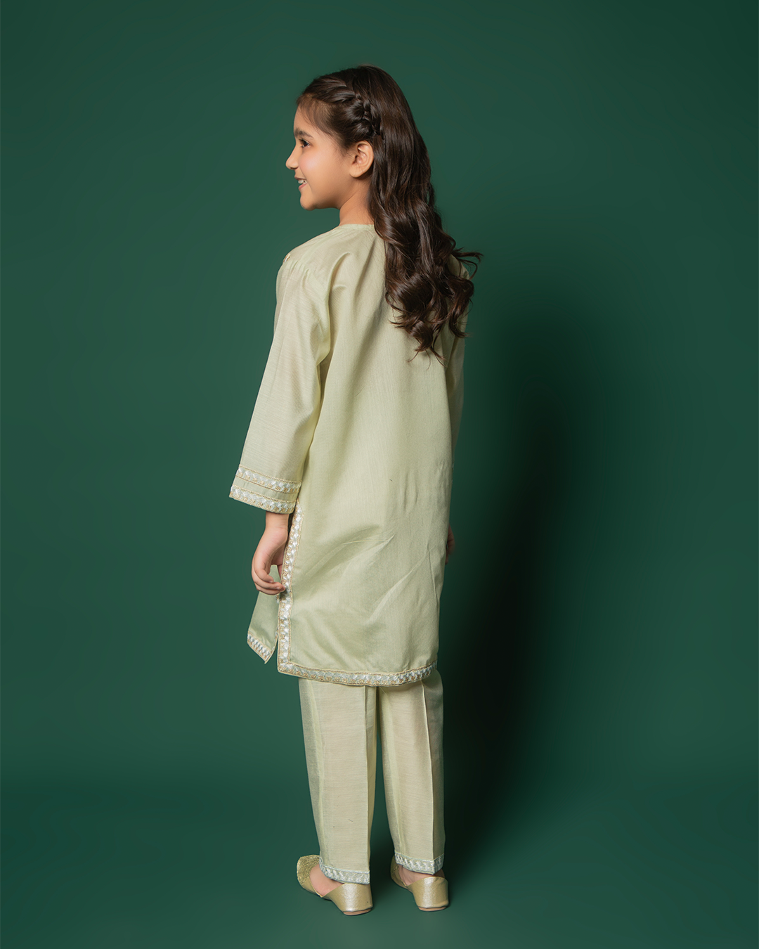 TEAGREEN WHITE GOLD COTTON NET EMB 2PC
