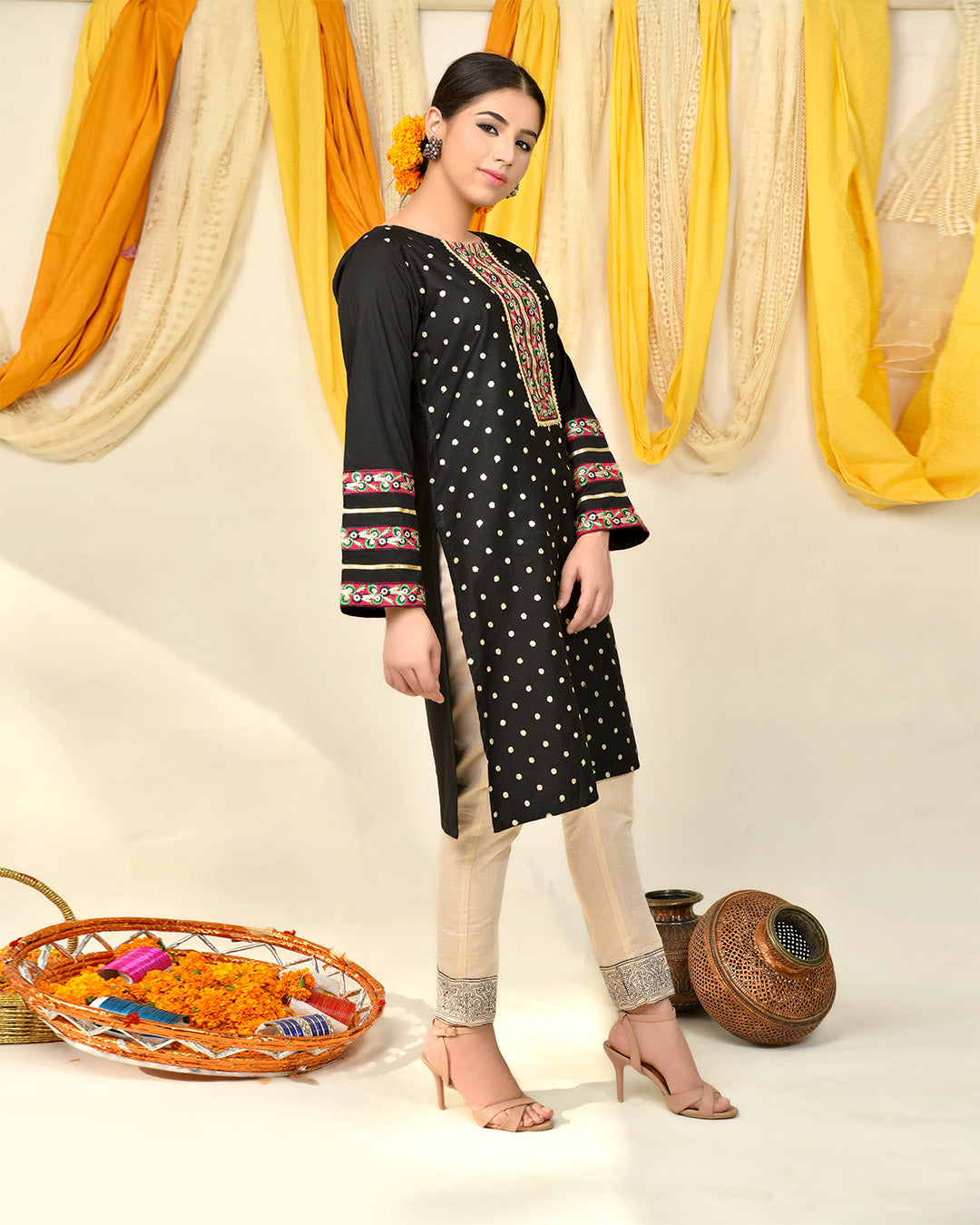 BLK SEQUENCE SHIRT & MASOORI TROUSER