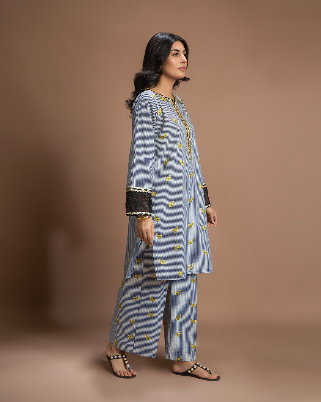 BLK & WHITE STRIPED CHATTA 2PC