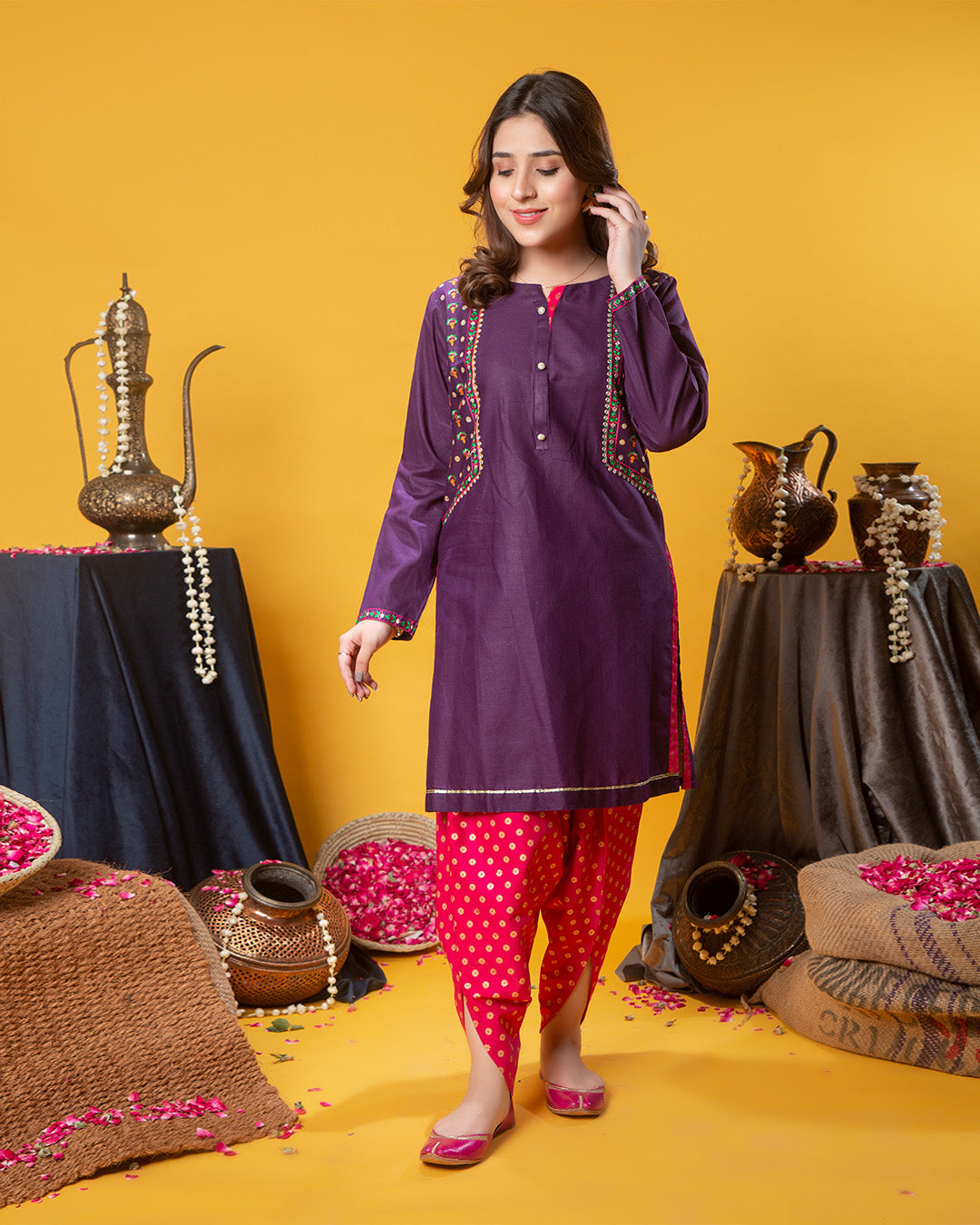 PURPLE SIDE YOKE SEQUINS 2PC