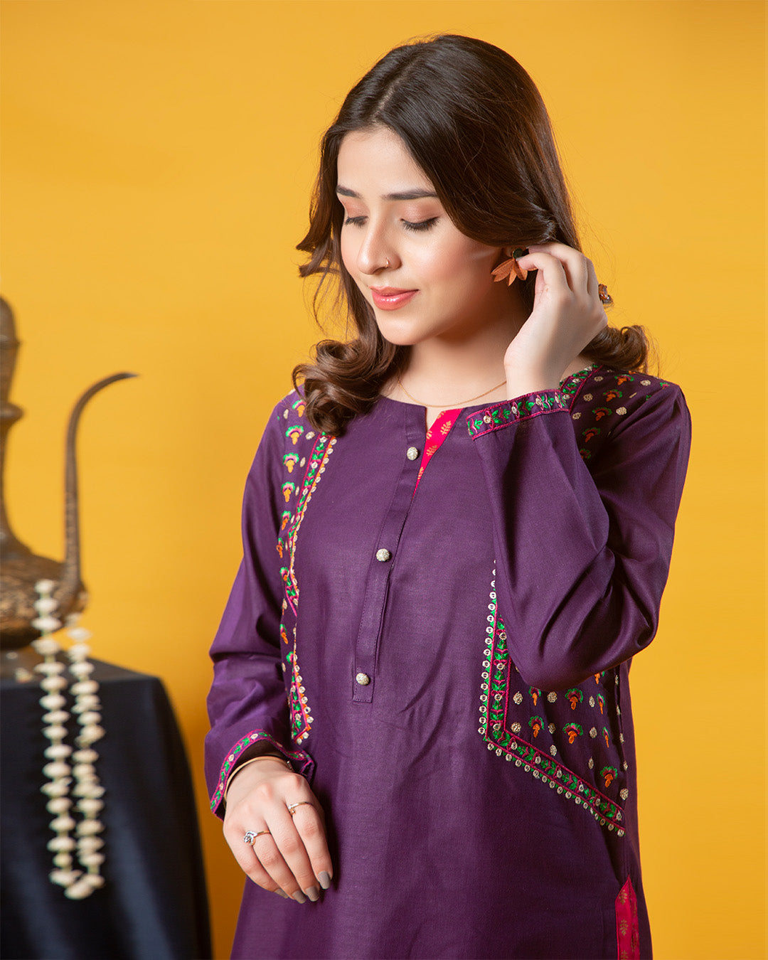 PURPLE SIDE YOKE SEQUINS 2PC