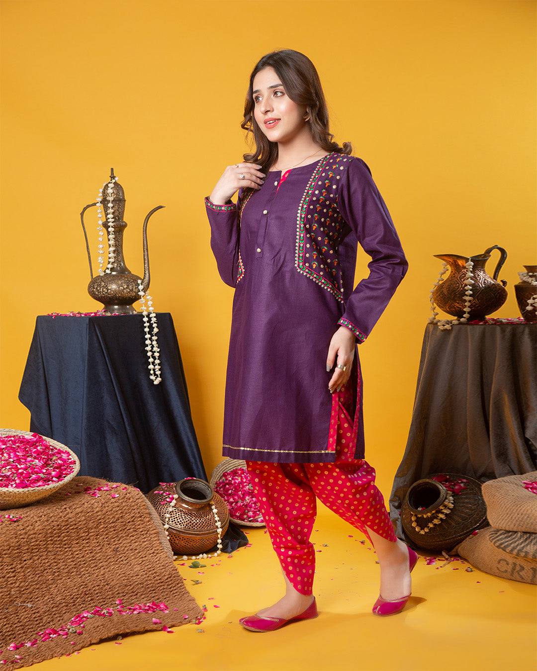 PURPLE SIDE YOKE SEQUINS 2PC