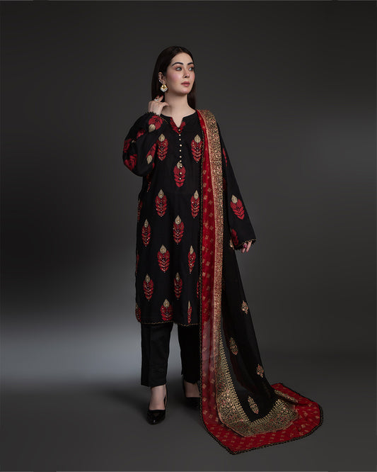 BLK AND RED EMBELLISHED LEAF JACQUARD 2PC