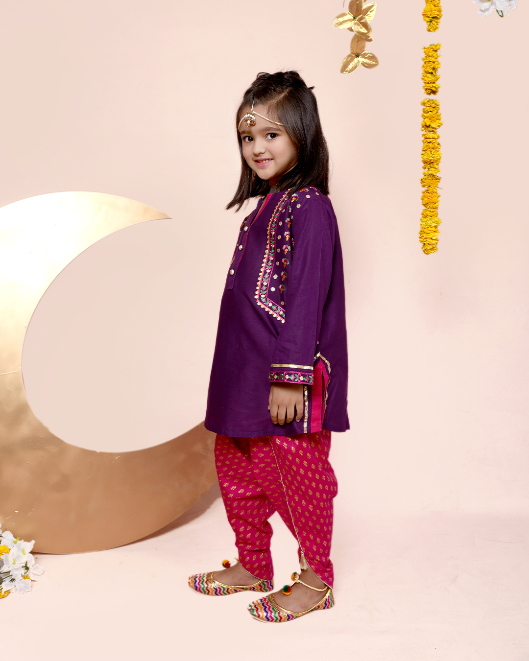 PURPLE SIDE YOKE SEQUINS EMB TULIP SET