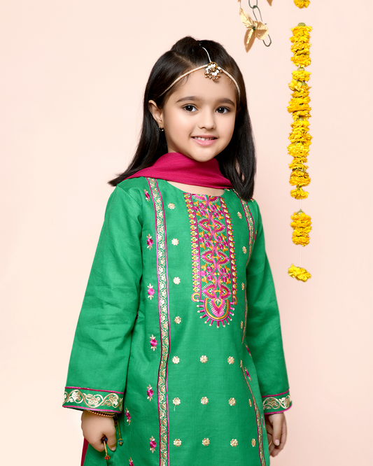 GREEN PINK SEQUINS EMB PANEL CULLOTE SET