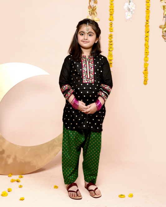 BLK SEQUINS EMB SHALWAR SET